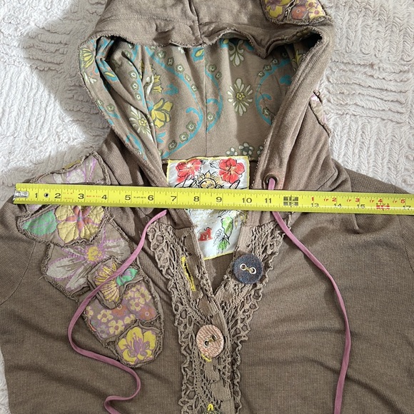 Lacey J sweatshirt hoodie hand crafted unique design Size Medium - Picture 15 of 16